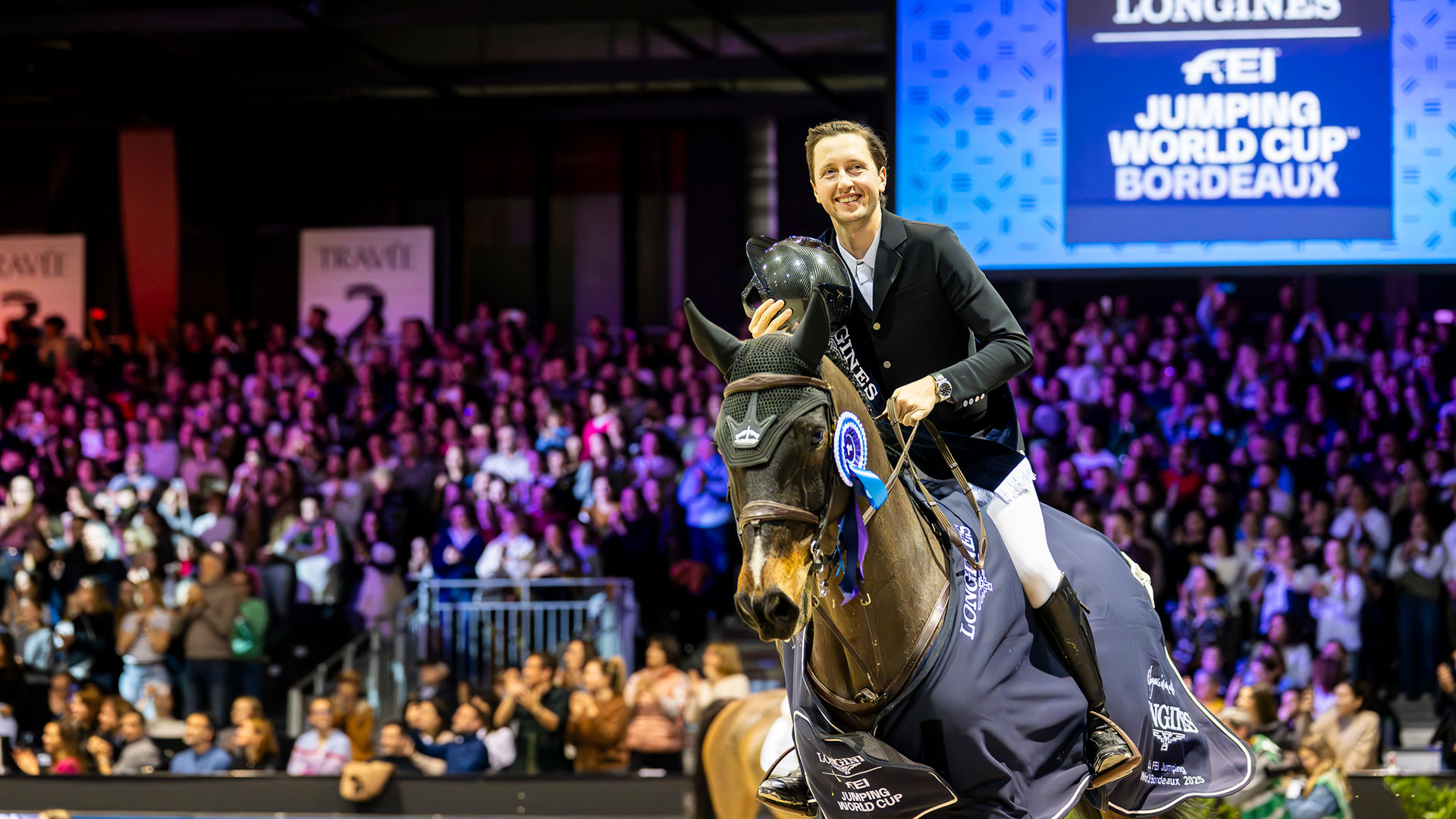 Martin Fuchs y Boyd Exell brillan en las Copas del Mundo de Salto y Enganches en Burdeos 2025